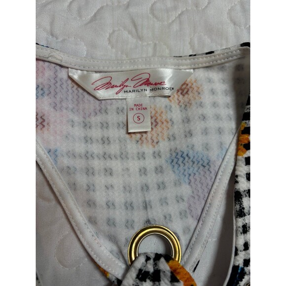 Marilyn Monroe ribbed floral print body suit size small - Picture 3 of 9